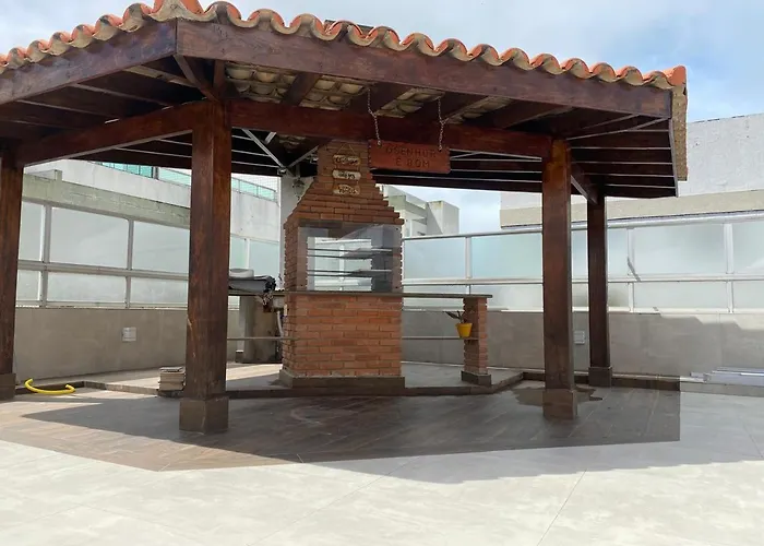 Cobertura Guarujá Apto com Jacuzzi e Churrasqueira
